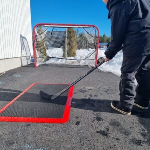 Pihapelikenttä laukaisualusta S