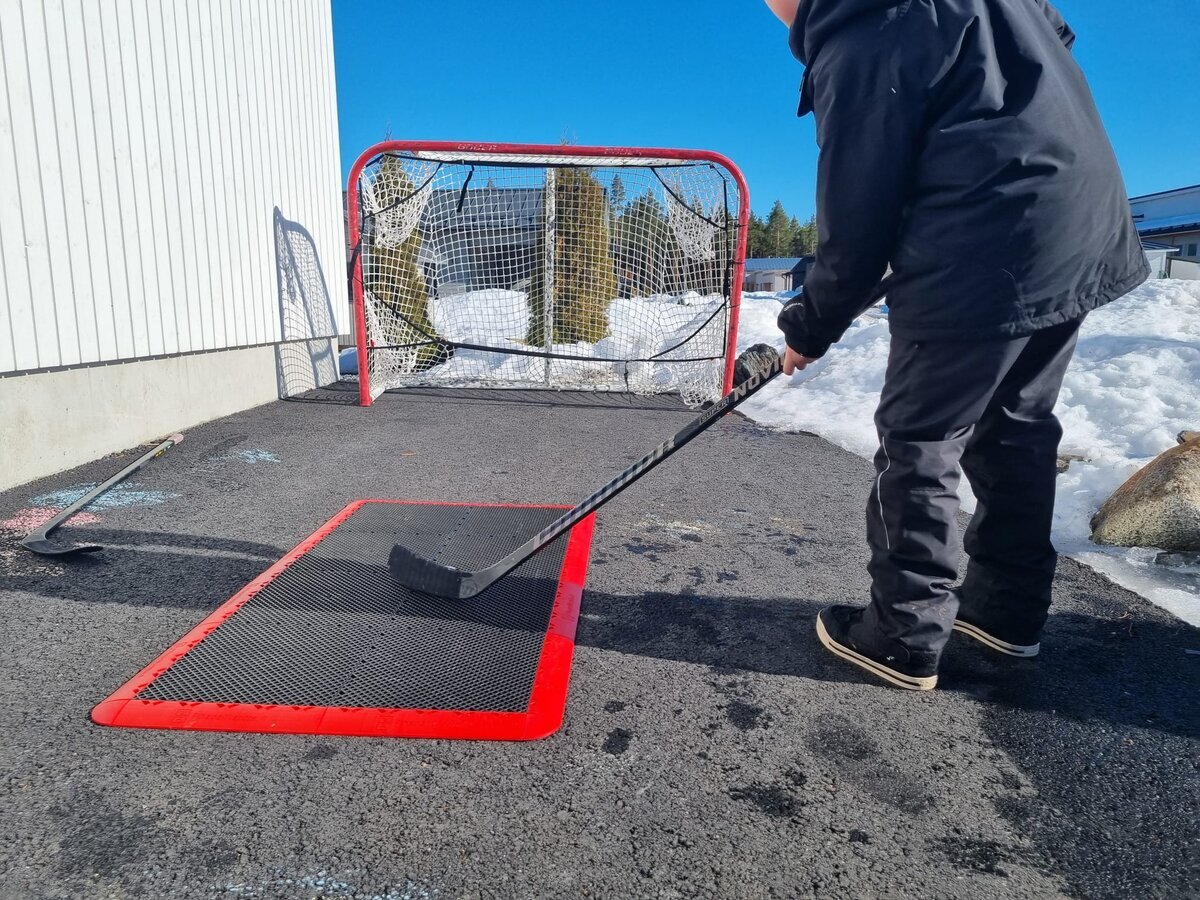 Pihapelikenttä reunalistat