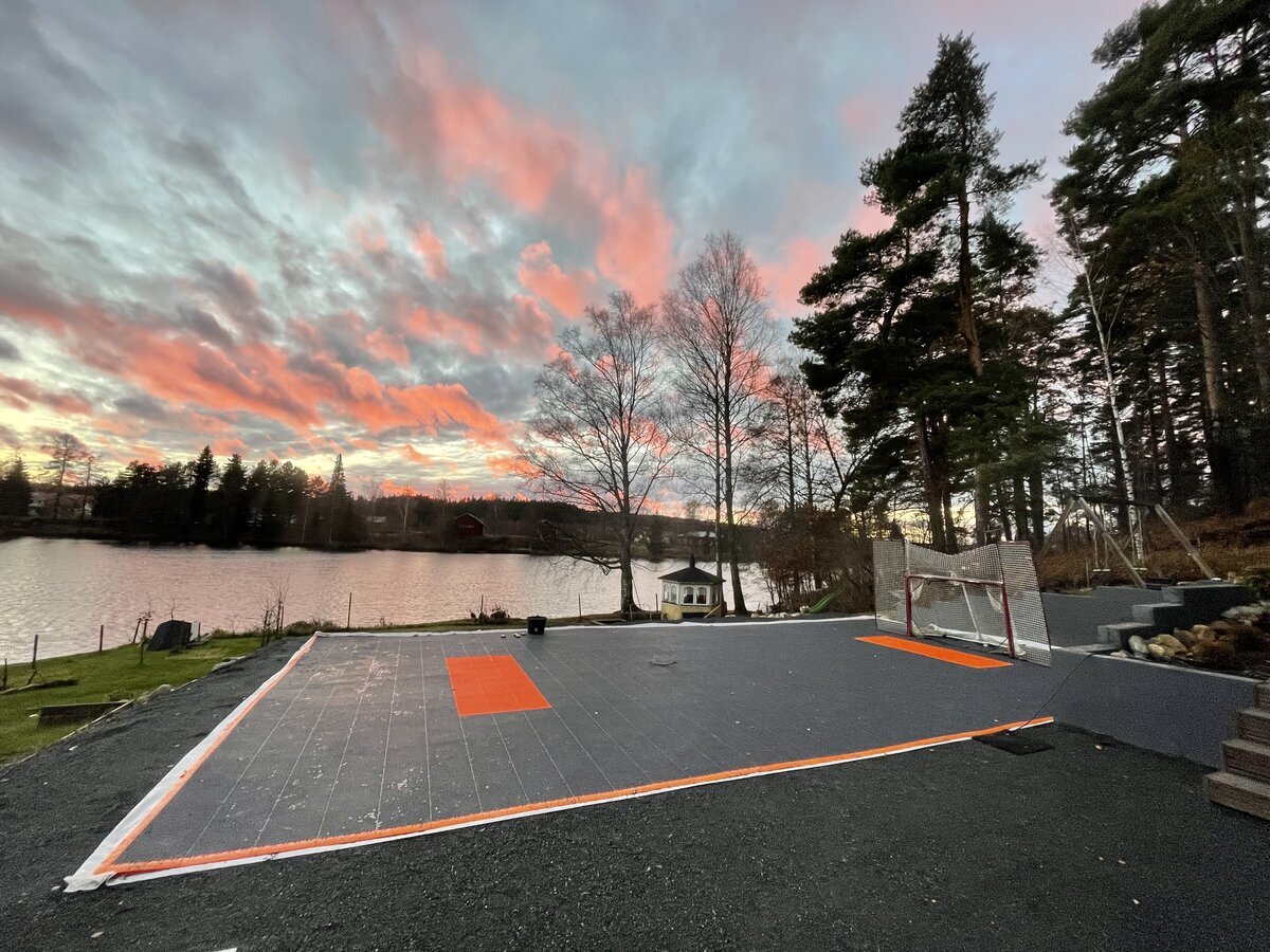 Pihapelikenttä off-ice